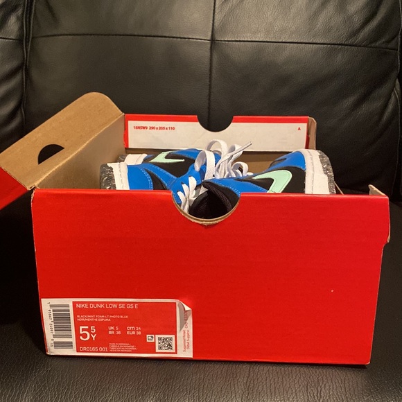 NIKE DUNK LOW - Picture 5 of 5